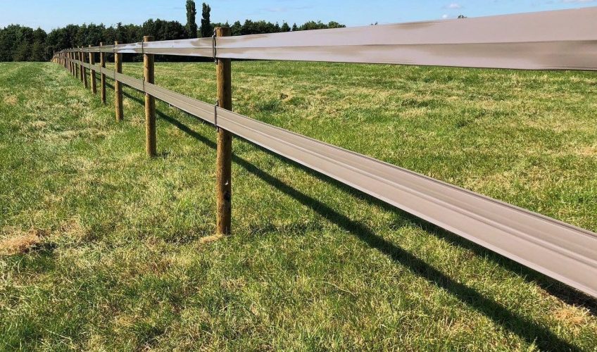 Flexible Stud Rail